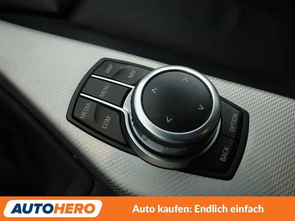 BMW 1 Series 118i Edition M Sport Shadow*NAVI*PDC*SHZ*TEMPO* 09/2018-photo-27