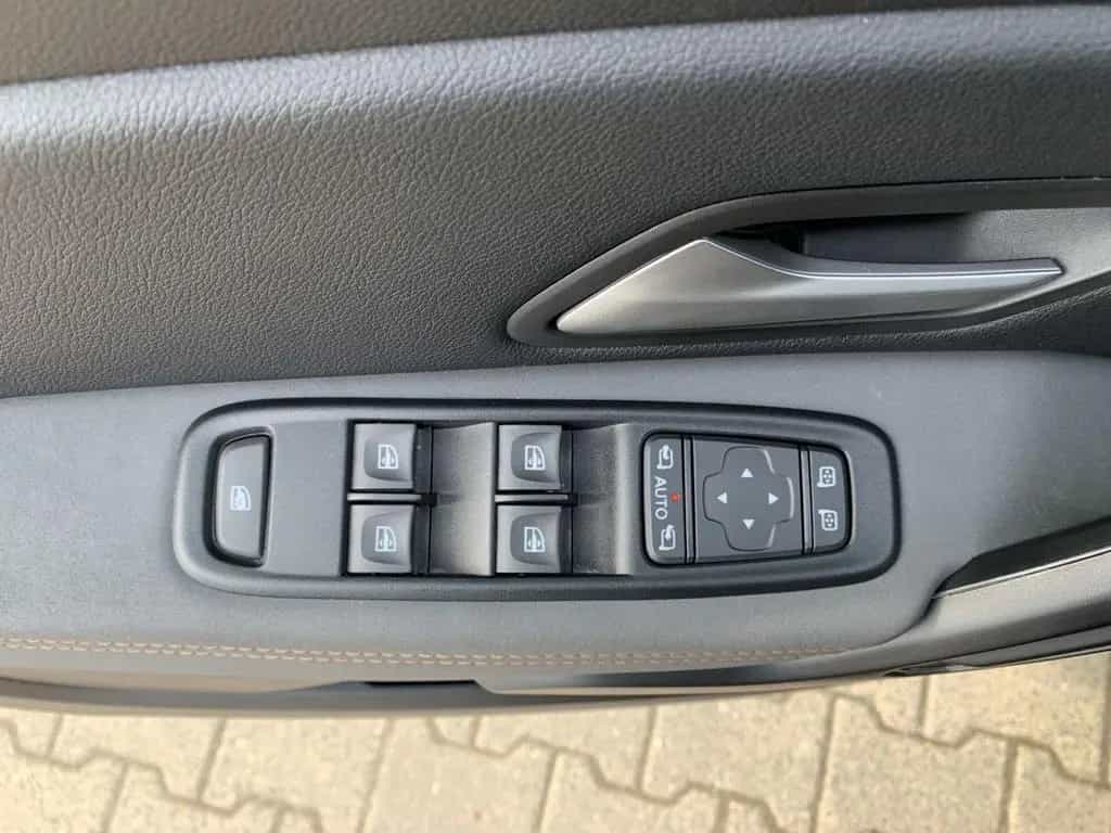 Dacia Duster II EXTREME 1.3 TCe 130 KLIMA+NAVI+KAMERA 06/2023-photo-19