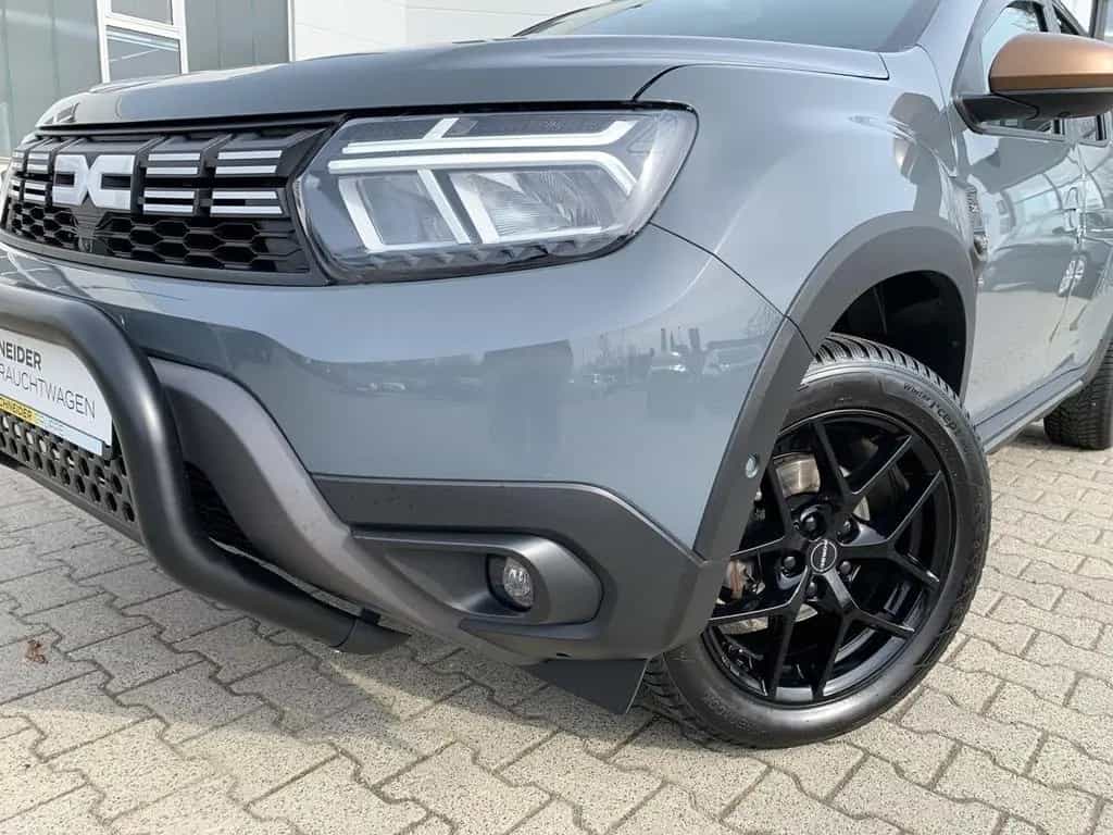 Dacia Duster II EXTREME 1.3 TCe 130 KLIMA+NAVI+KAMERA 06/2023-photo-23