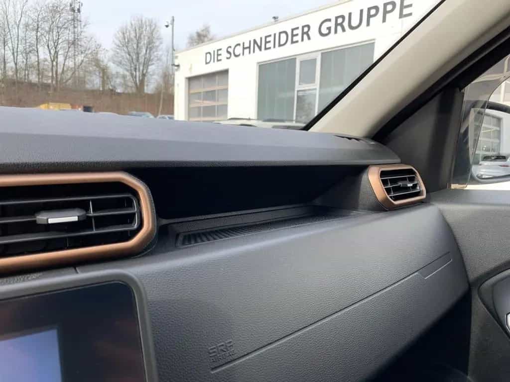 Dacia Duster II EXTREME 1.3 TCe 130 KLIMA+NAVI+KAMERA 06/2023-photo-40