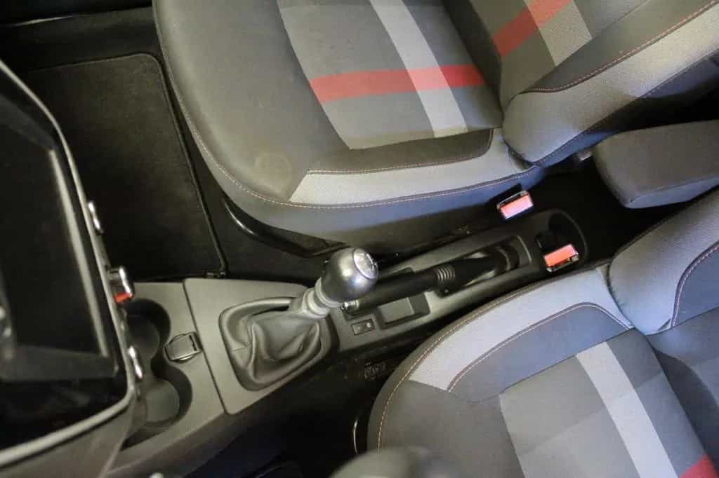 Dacia Lodgy TCe 130 Stepway **Navi*7 Sitze*Techroad 02/2020-photo-40
