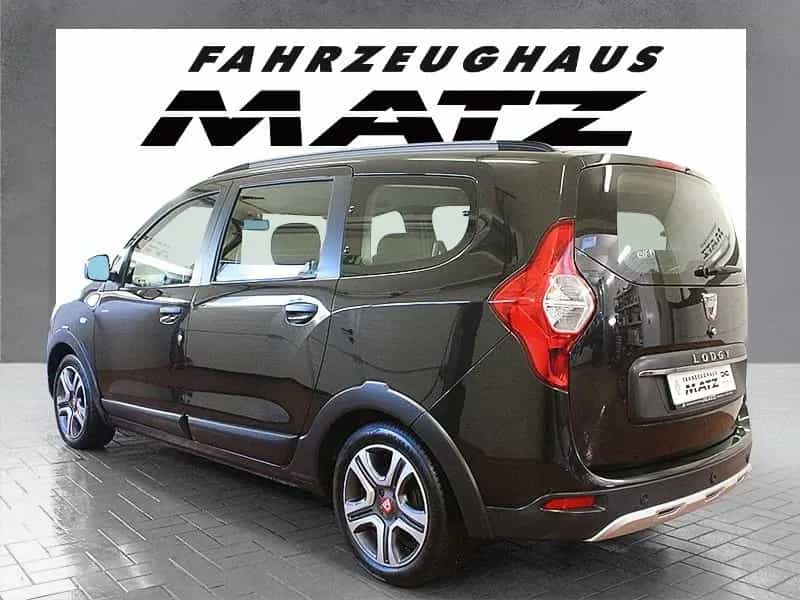 Dacia Lodgy TCe 130 Stepway **Navi*7 Sitze*Techroad 02/2020-photo-5