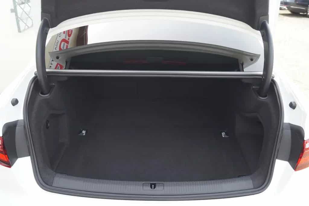 Audi A4 Lim. 40 TDI quattro S line 2.Hand*Automatik* 06/2022-photo-4