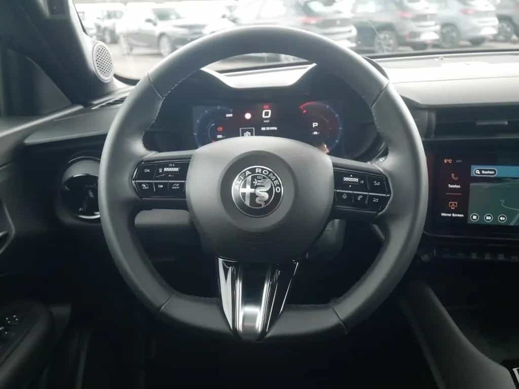 Alfa Romeo Junior IBRIDA Q4 TI 1.2 VGT 145PS DCT6 TECHNOLOG 03/2026-photo-16