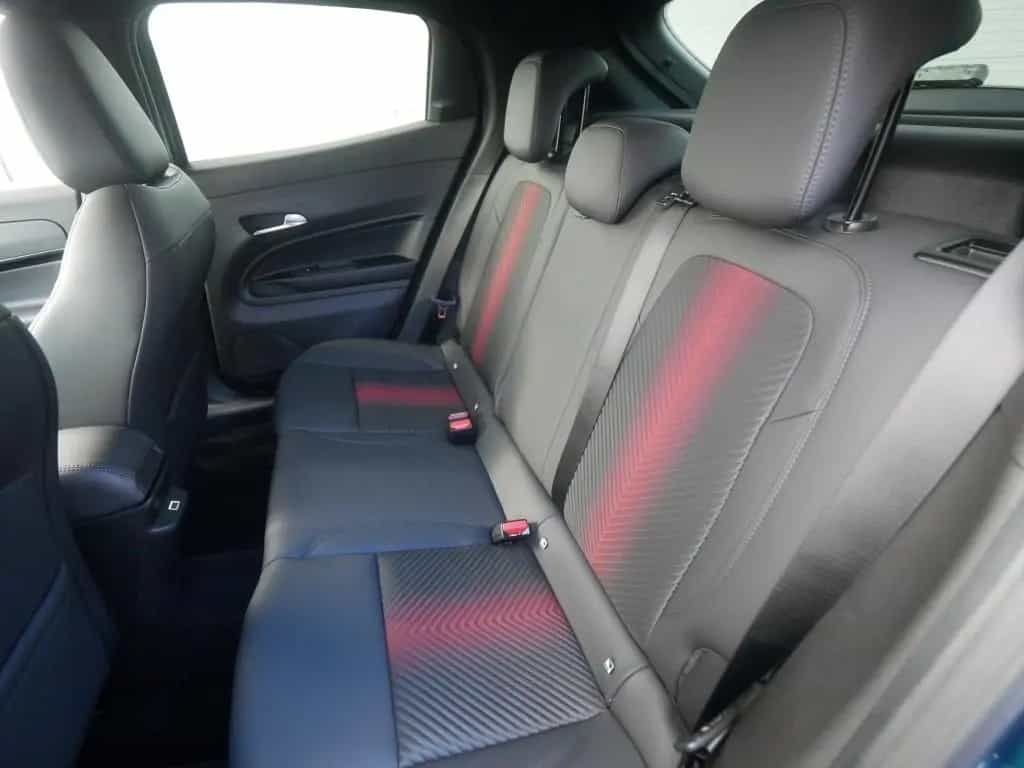 Alfa Romeo Junior IBRIDA Q4 TI 1.2 VGT 145PS DCT6 TECHNOLOG 03/2026-photo-12