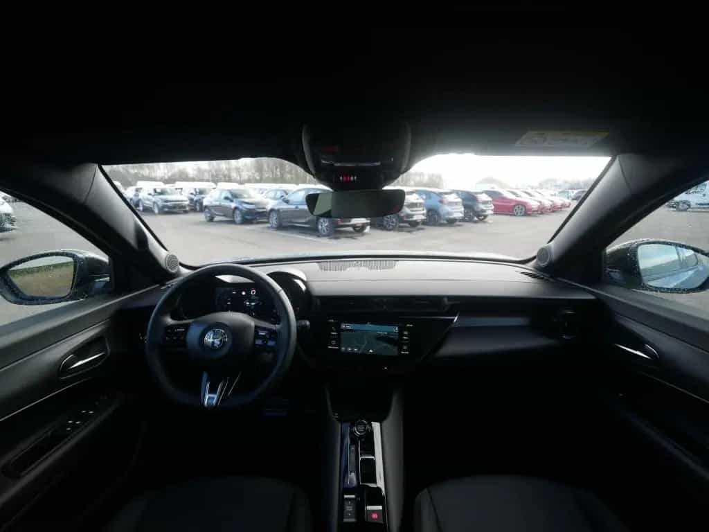 Alfa Romeo Junior IBRIDA Q4 TI 1.2 VGT 145PS DCT6 TECHNOLOG 03/2026-photo-15
