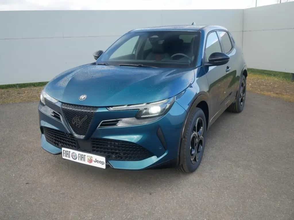 Alfa Romeo Junior IBRIDA Q4 TI 1.2 VGT 145PS DCT6 TECHNOLOG 03/2026-photo-6