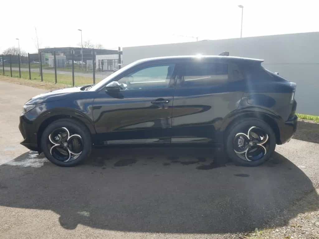 Alfa Romeo Junior IBRIDA Q4 TI 1.2 VGT 145PS DCT6 TECHNOLOG 03/2026-photo-5