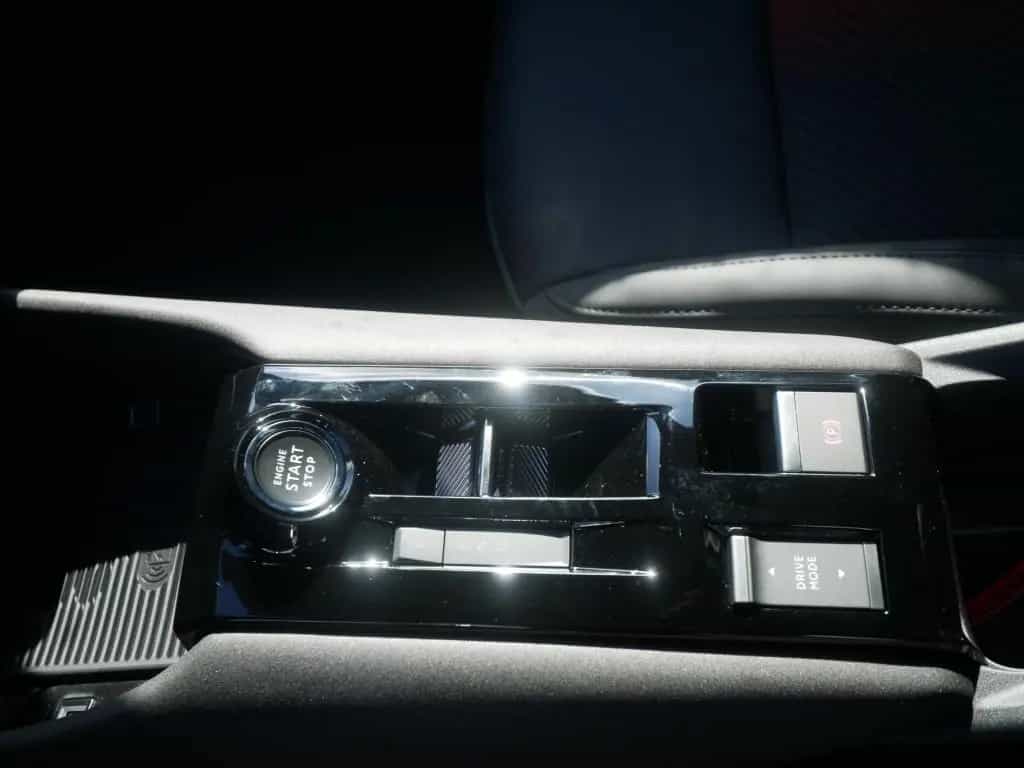 Alfa Romeo Junior IBRIDA Q4 TI 1.2 VGT 145PS DCT6 TECHNOLOG 03/2026-photo-9