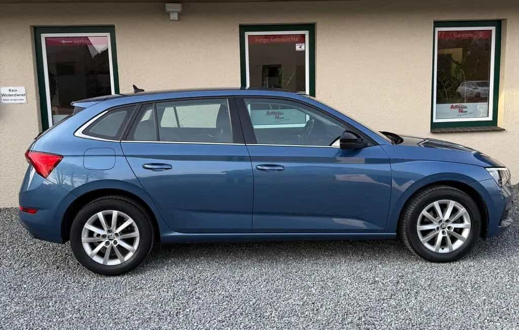 Skoda Scala Automatik Style Rückfahrkamera PDC 12/2019-photo-23