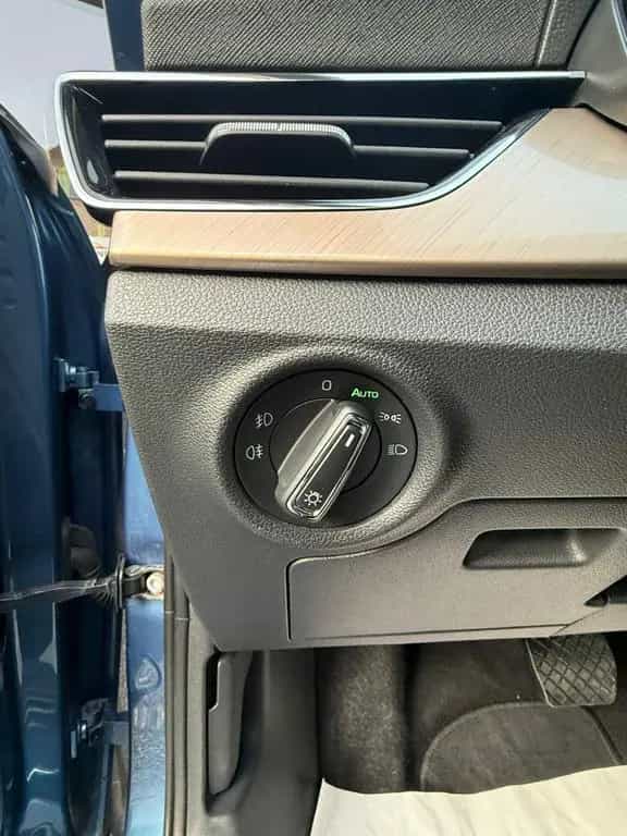 Skoda Scala Automatik Style Rückfahrkamera PDC 12/2019-photo-9