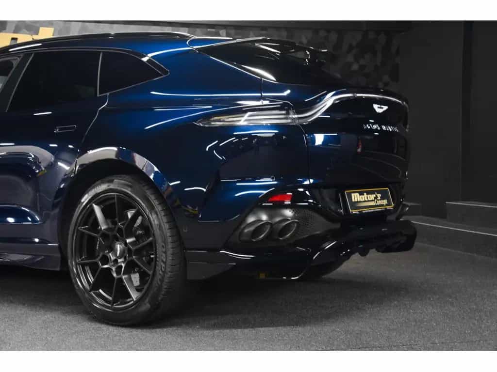 Aston Martin DBX 707 4.0 V8 Bi-Turbo - ULTRAMARINE BLACK 03/2024-photo-23