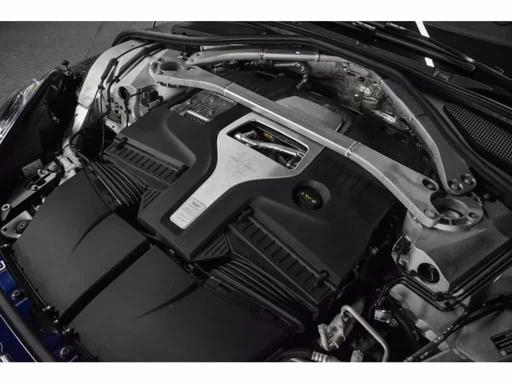 Aston Martin DBX 707 4.0 V8 Bi-Turbo - ULTRAMARINE BLACK 03/2024-photo-28