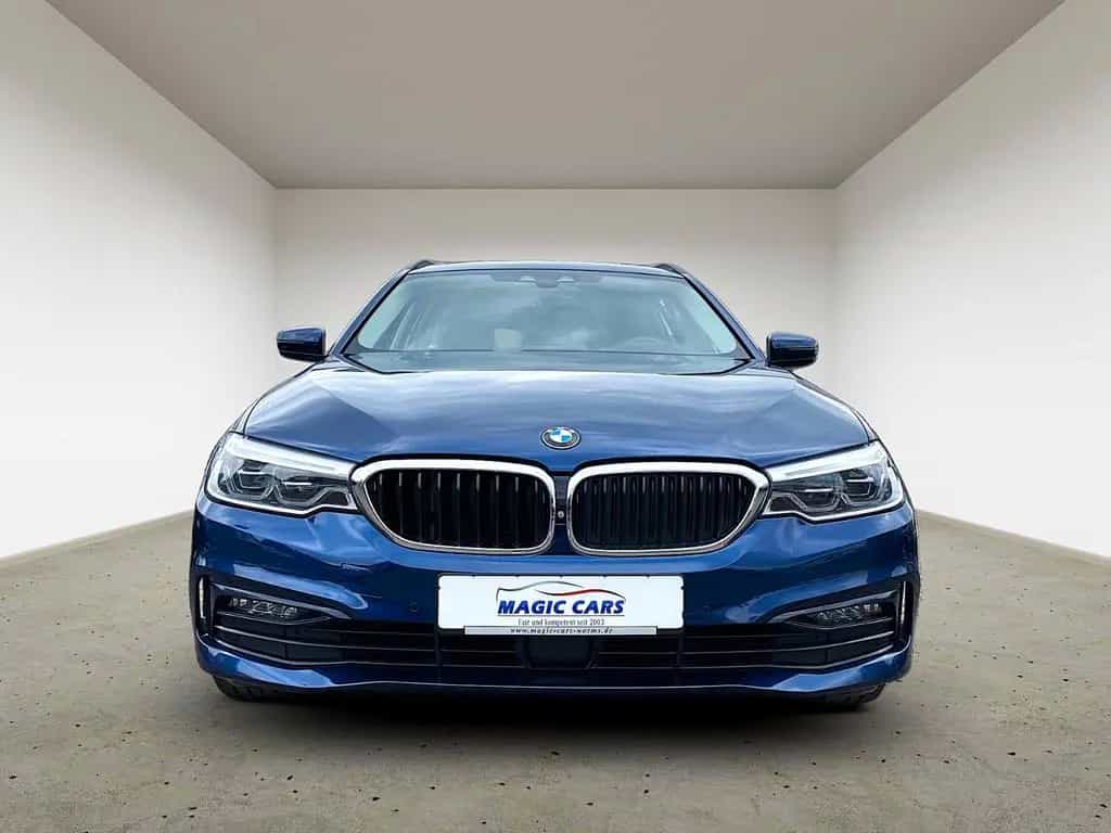 BMW 520 d Touring Aut. Sport Line*Stand*Pano*LED*AHK* 12/2019-photo-16