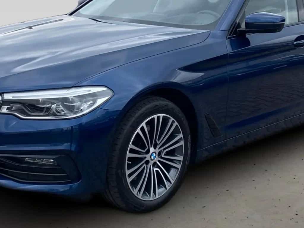 BMW 520 d Touring Aut. Sport Line*Stand*Pano*LED*AHK* 12/2019-photo-20