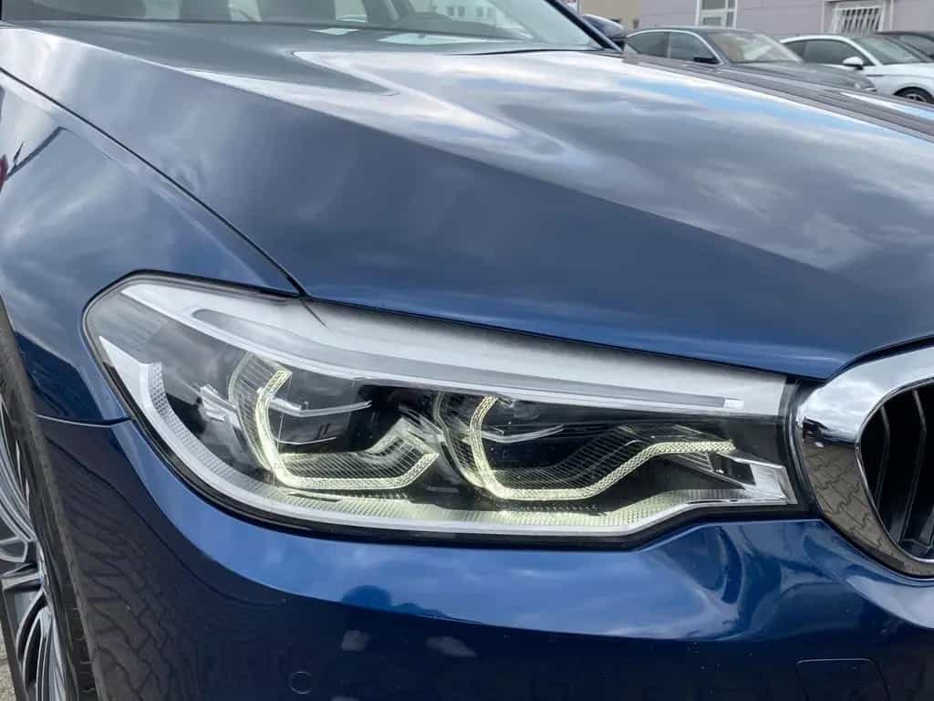 BMW 520 d Touring Aut. Sport Line*Stand*Pano*LED*AHK* 12/2019-photo-22