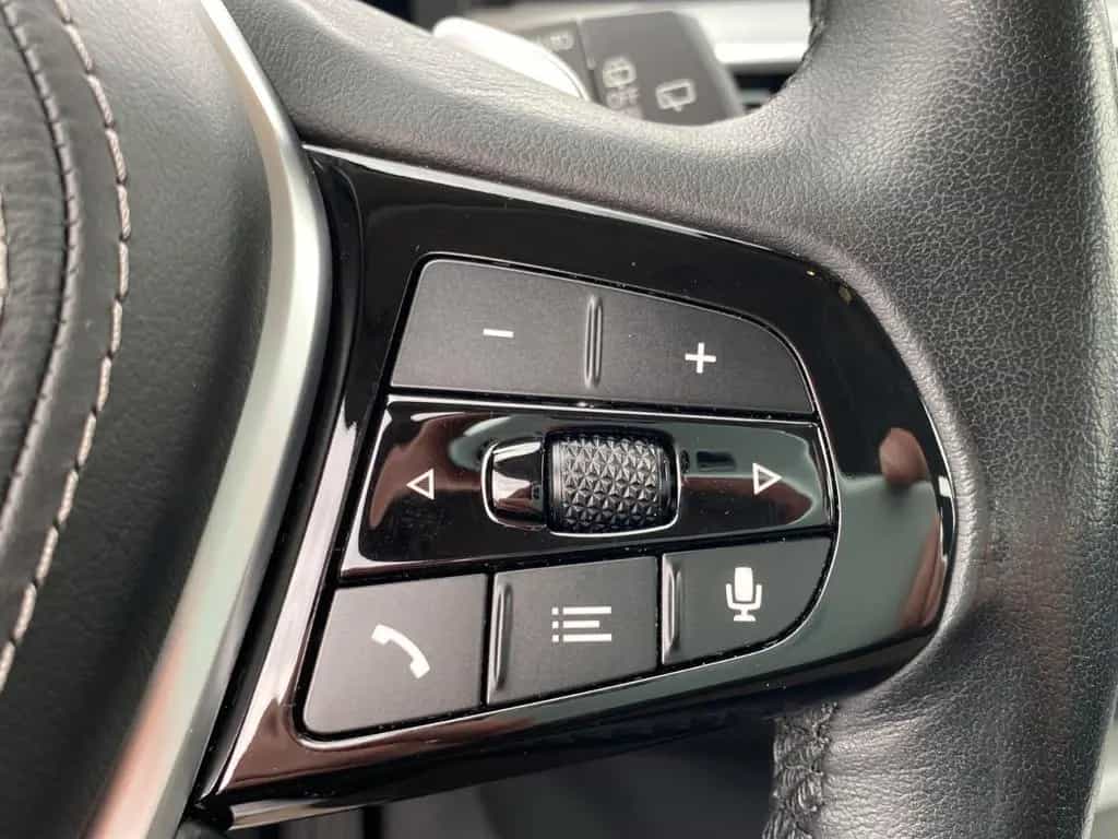 BMW 520 d Touring Aut. Sport Line*Stand*Pano*LED*AHK* 12/2019-photo-29