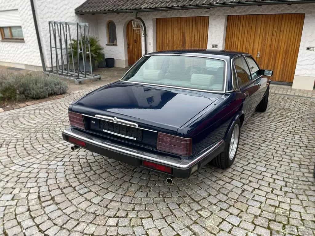 Jaguar XJ 40 H-Kennz. 01/1991-photo-1