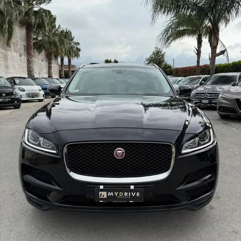 Jaguar F-Pace 2.0 D 180 CV aut. R-Sport Full 04/2019-photo-1