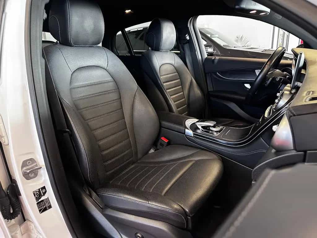 Mercedes-Benz GLC-Class 300 Coupe 4Matic AMG Line *1.Hd +TMP + LED 02/2019-photo-14