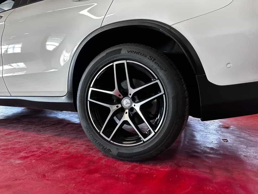 Mercedes-Benz GLC-Class 300 Coupe 4Matic AMG Line *1.Hd +TMP + LED 02/2019-photo-3
