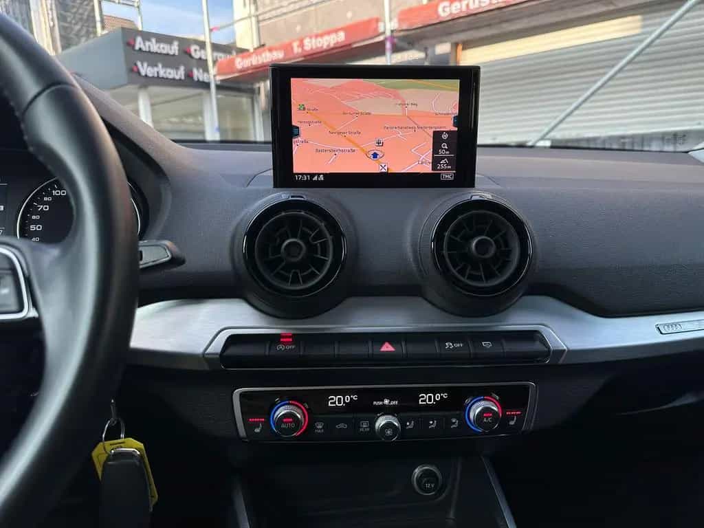 Audi Q2 1.4 TFSI Sport *ACC*LED*NAVI*TEMP*SHZ*PDC 09/2017-photo-16