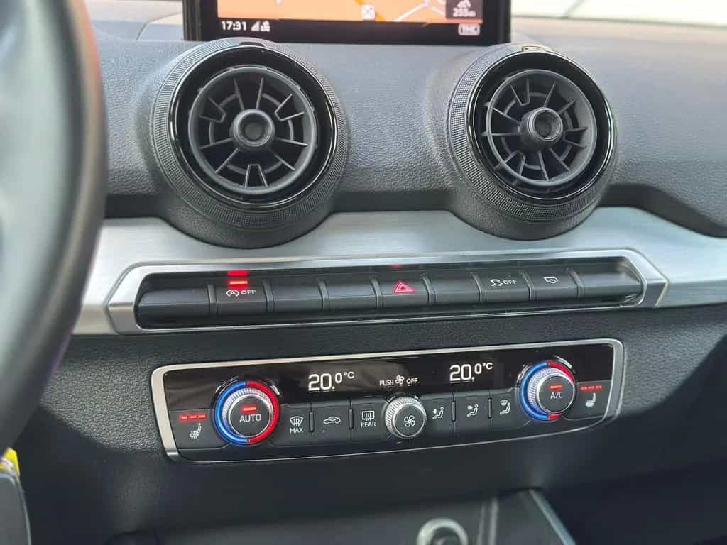 Audi Q2 1.4 TFSI Sport *ACC*LED*NAVI*TEMP*SHZ*PDC 09/2017-photo-18