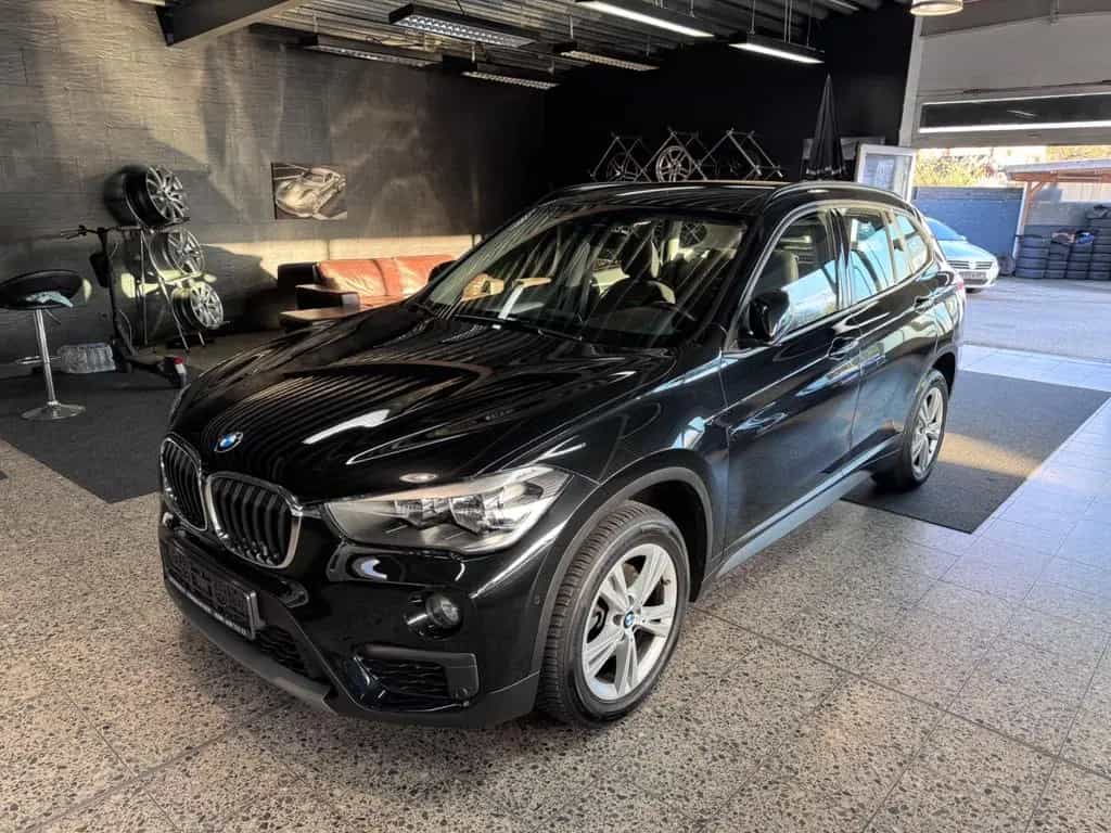 BMW X1 sDrive18i Advantage*BUSINESS*PDC*NAVI*SHZG* 12/2016-photo-0