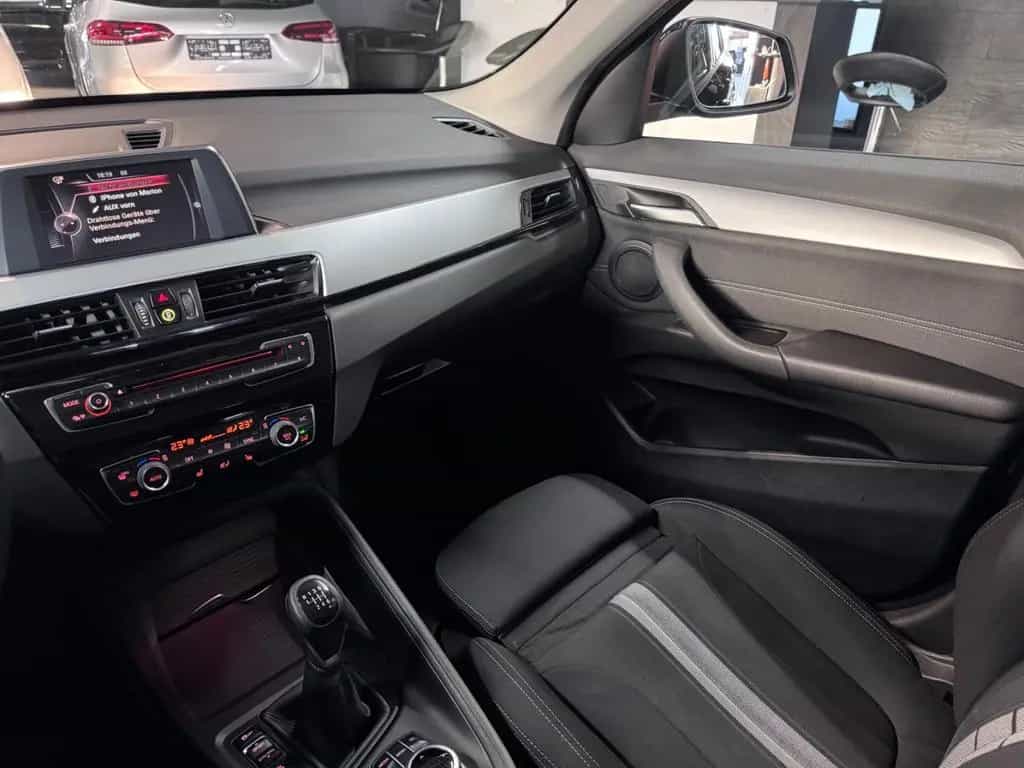 BMW X1 sDrive18i Advantage*BUSINESS*PDC*NAVI*SHZG* 12/2016-photo-18