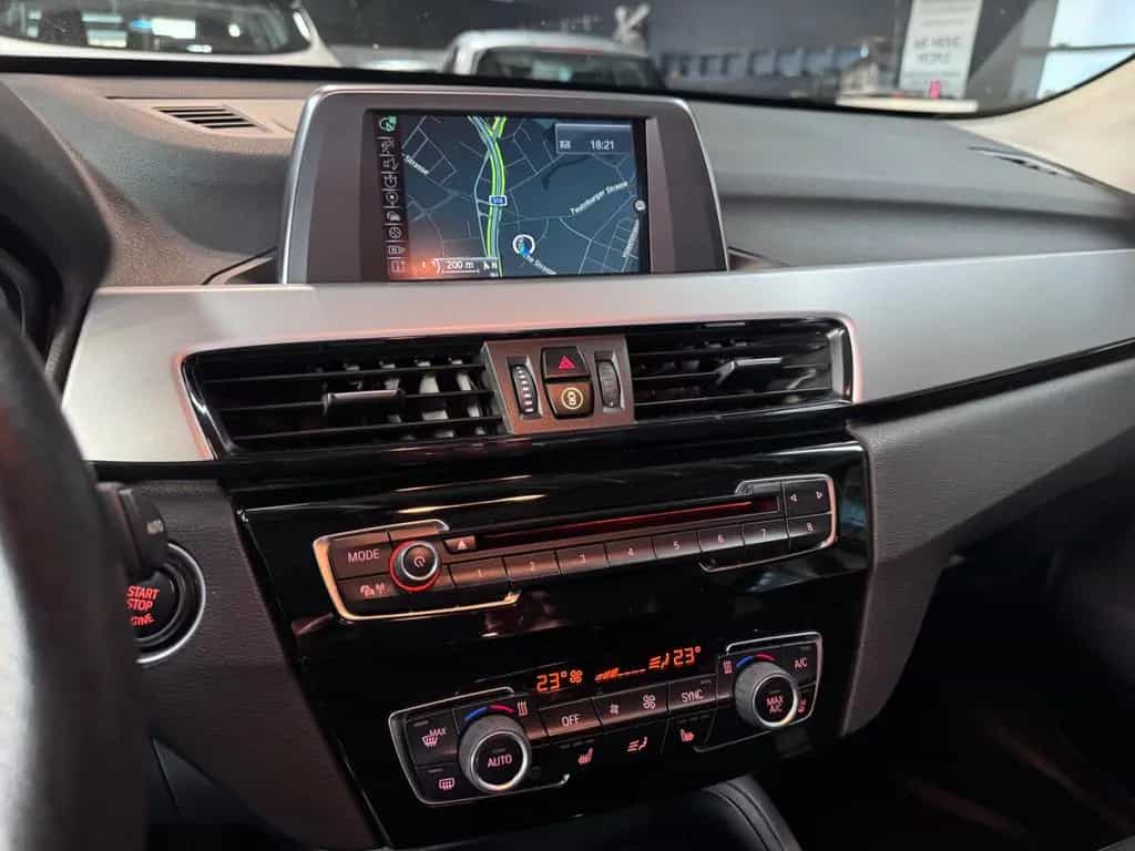 BMW X1 sDrive18i Advantage*BUSINESS*PDC*NAVI*SHZG* 12/2016-photo-23