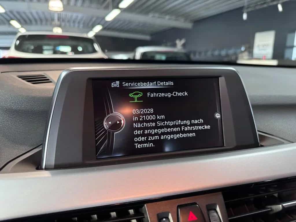 BMW X1 sDrive18i Advantage*BUSINESS*PDC*NAVI*SHZG* 12/2016-photo-24