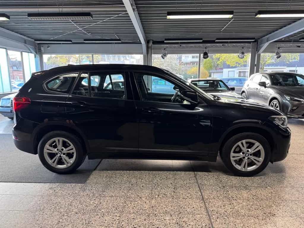 BMW X1 sDrive18i Advantage*BUSINESS*PDC*NAVI*SHZG* 12/2016-photo-7