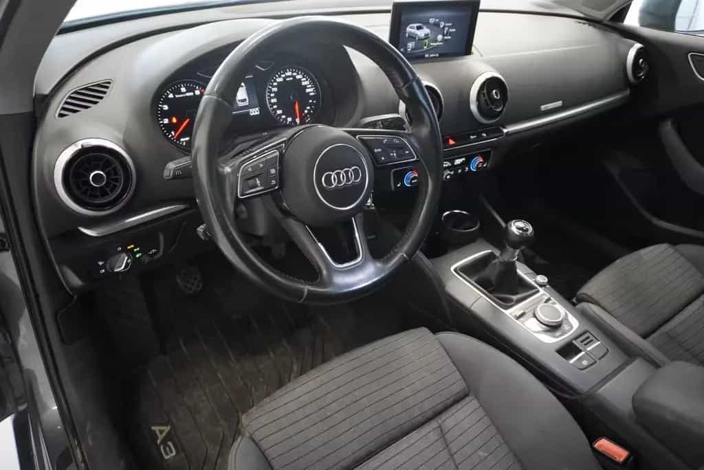 Audi A3 1.4 TFSI 150PS S-LINE S-TRONIC 03/2017-photo-10