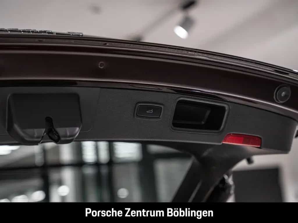 Porsche Macan S Standheizung Rückfahrkamera Panorama LED 07/2023-photo-30