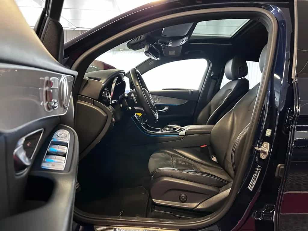 Mercedes-Benz GLC-Class 300 AMG Line 4Matic * Schiebedach-Kamera 05/2017-photo-9