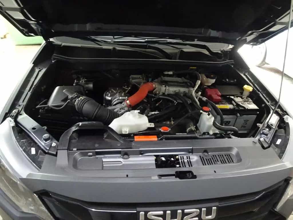 Isuzu D-Max Double Cab 4WD "L" SOFORT ab Lager! null-photo-5