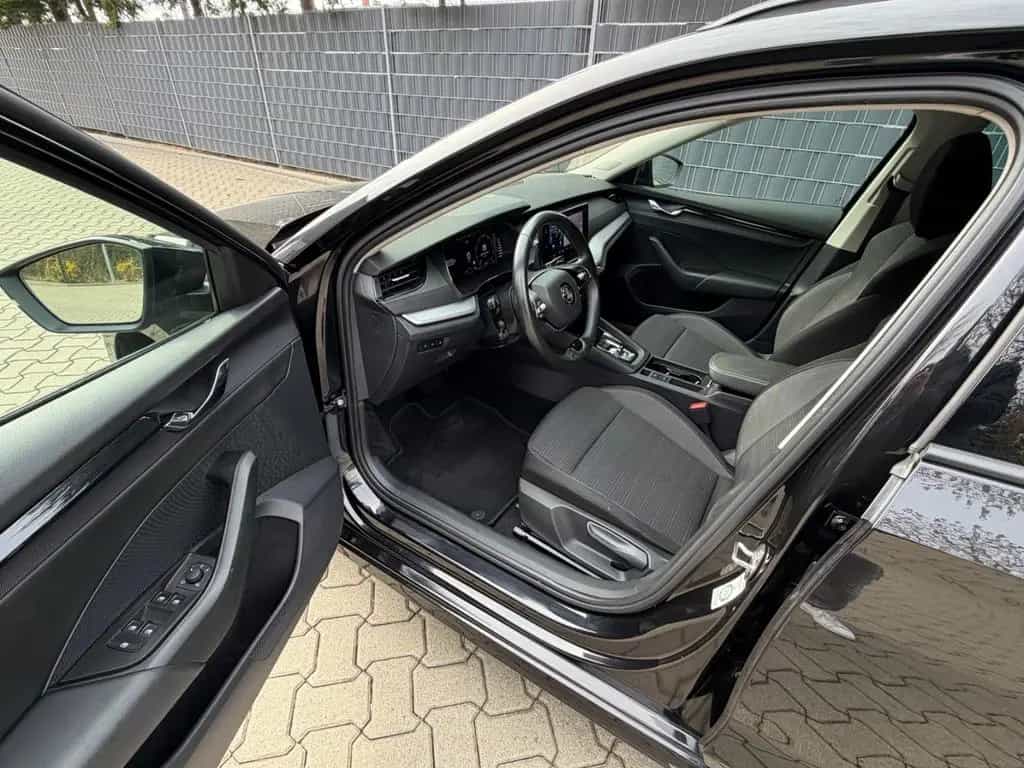 Skoda Octavia Combi Tour TSI DSG LED NAVI ACC 06/2022-photo-13