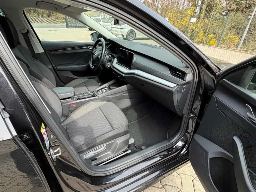 Skoda Octavia Combi Tour TSI DSG LED NAVI ACC 06/2022-photo-15
