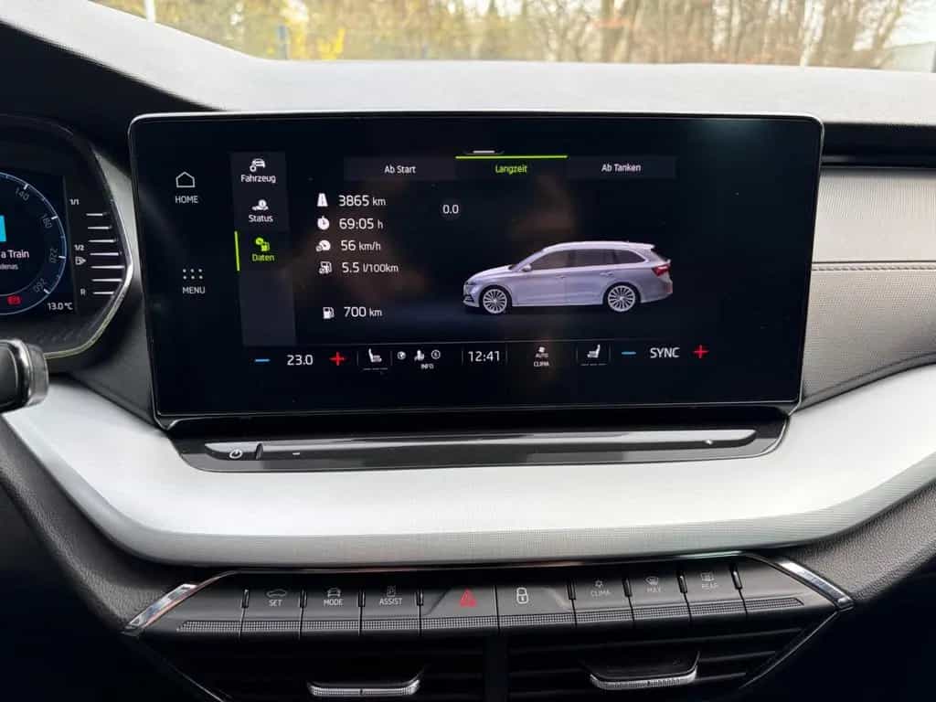 Skoda Octavia Combi Tour TSI DSG LED NAVI ACC 06/2022-photo-25