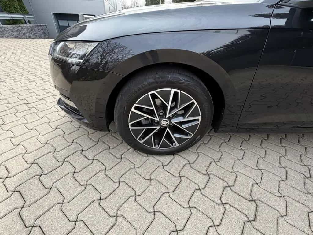 Skoda Octavia Combi Tour TSI DSG LED NAVI ACC 06/2022-photo-30