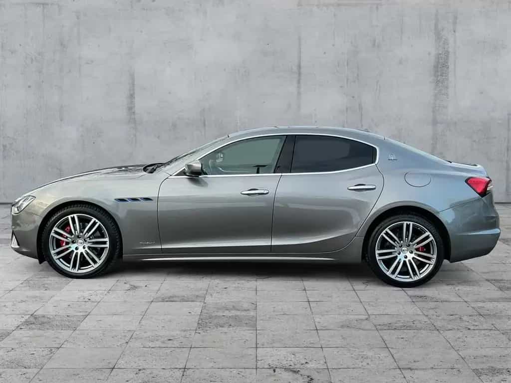 Maserati Ghibli 2.0 Hybrid V6 Bi-XEN+NAVI+RFK+APP+LM20" 07/2021-photo-3