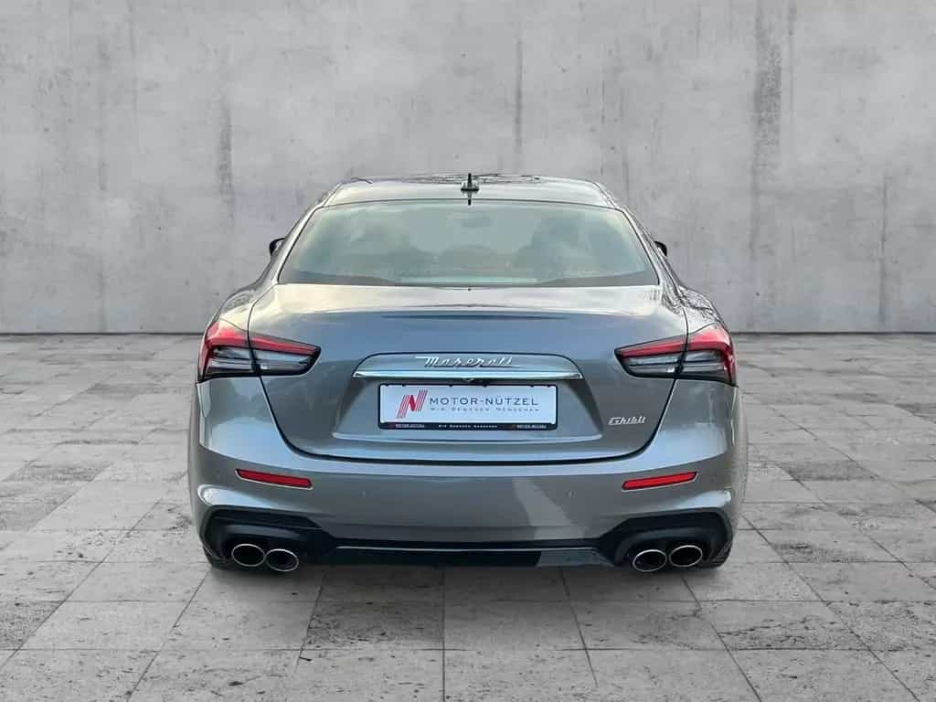 Maserati Ghibli 2.0 Hybrid V6 Bi-XEN+NAVI+RFK+APP+LM20" 07/2021-photo-4