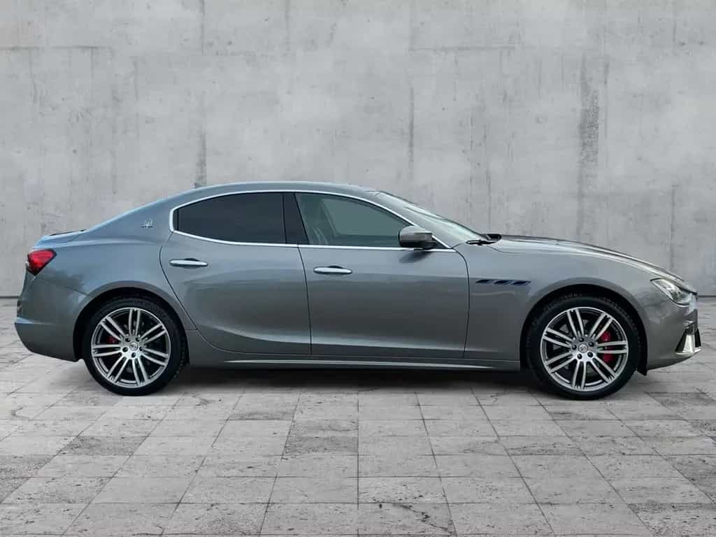 Maserati Ghibli 2.0 Hybrid V6 Bi-XEN+NAVI+RFK+APP+LM20" 07/2021-photo-6