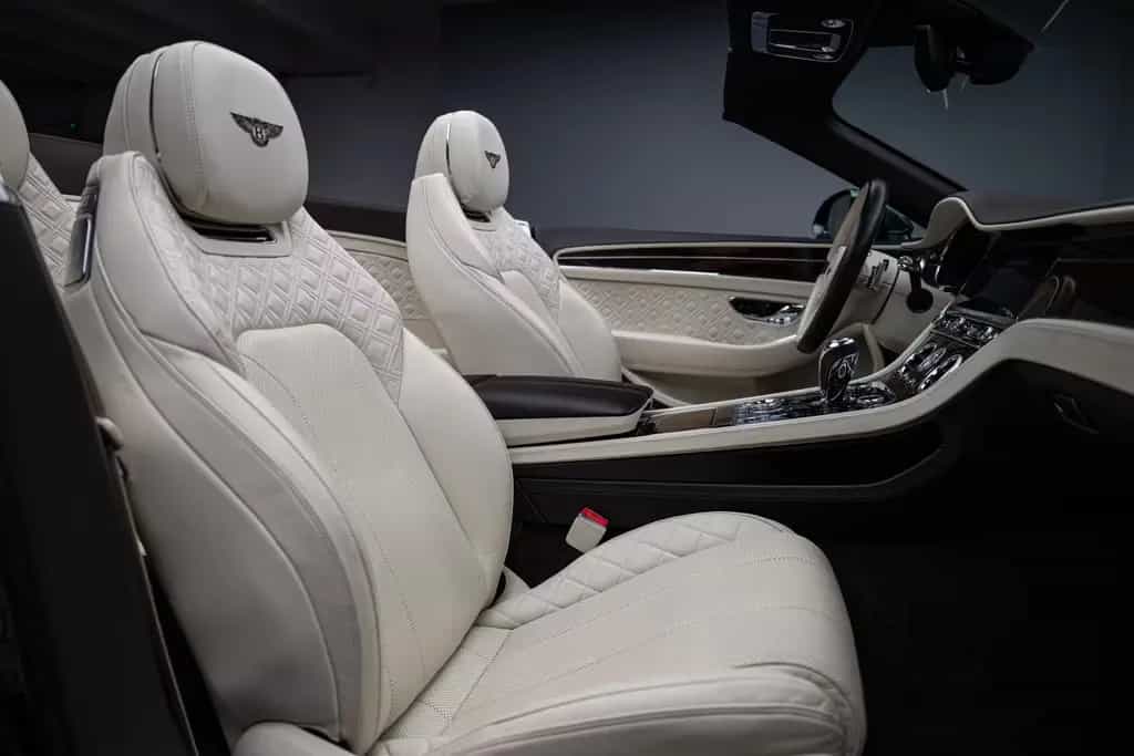 Bentley Continental gtc W12 6.0 635 ch 09/2019-photo-10