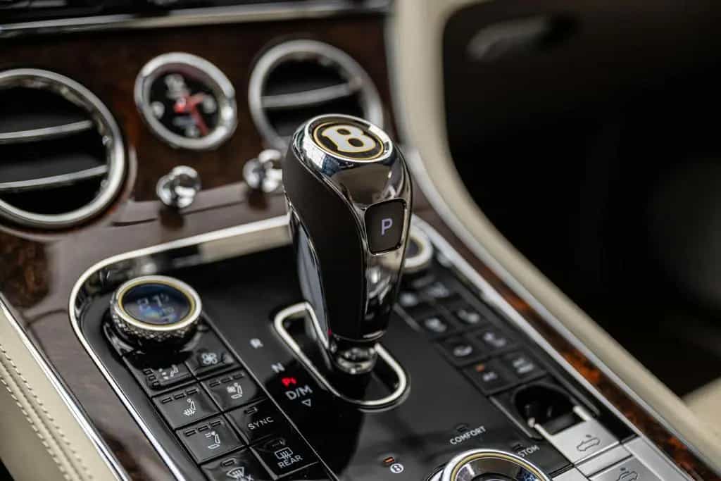 Bentley Continental gtc W12 6.0 635 ch 09/2019-photo-13