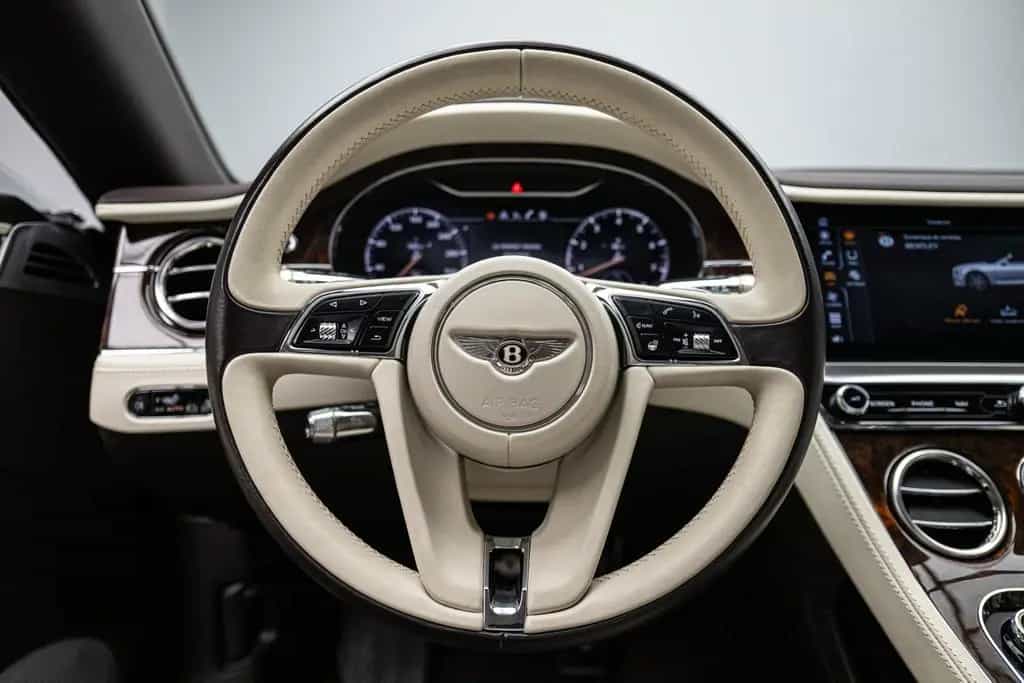 Bentley Continental gtc W12 6.0 635 ch 09/2019-photo-18