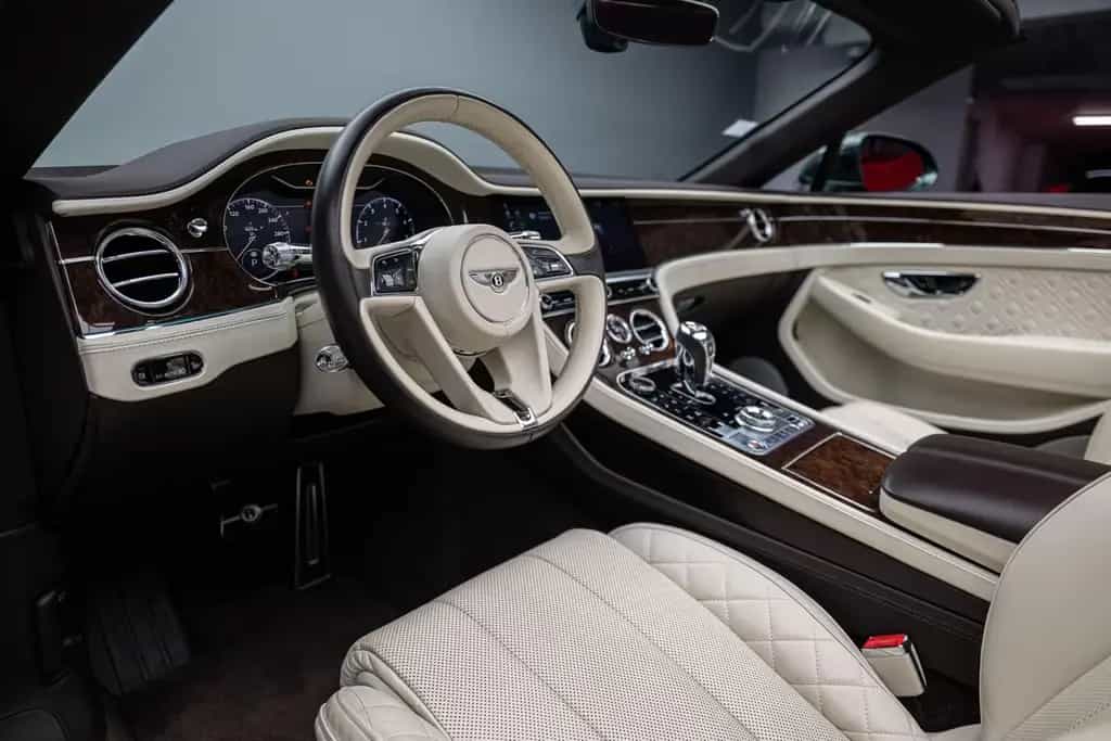 Bentley Continental gtc W12 6.0 635 ch 09/2019-photo-8