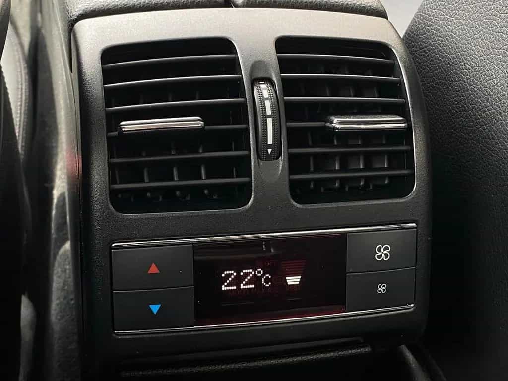 Mercedes-Benz C 350 Lim. Automatik Command Xenon S-Dach 06/2009-photo-26