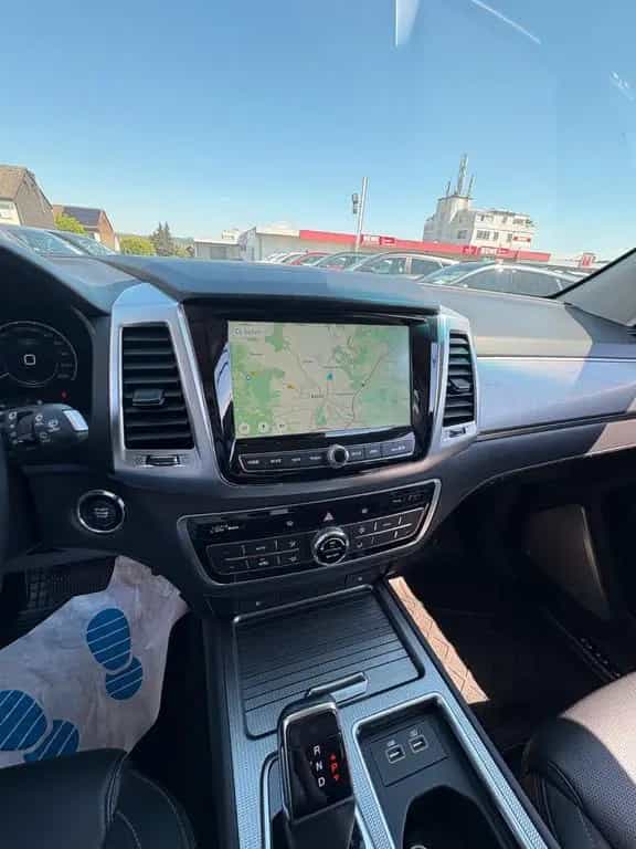 Ssangyong REXTON 2.2 Diesel 4WD Navi/AHK/Shz 08/2022-photo-10
