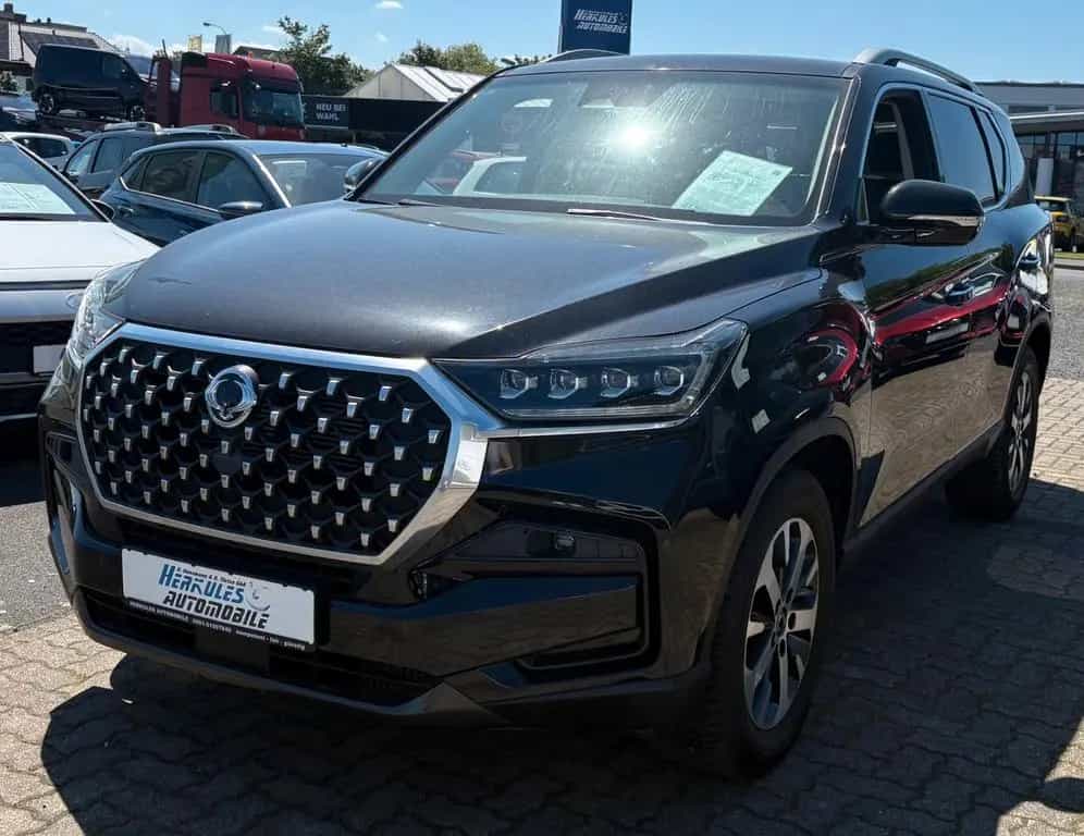 Ssangyong REXTON 2.2 Diesel 4WD Navi/AHK/Shz 08/2022-photo-2